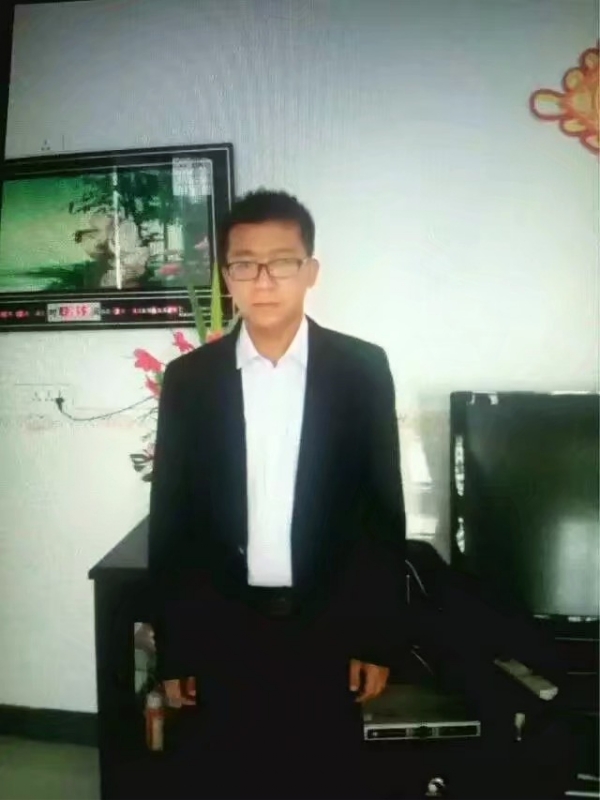 依然疼痛的第一张照片--宁德相亲网