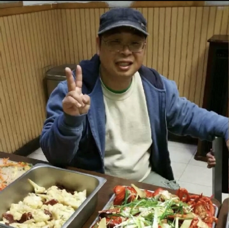 wally的第一张照片--宁德相亲网