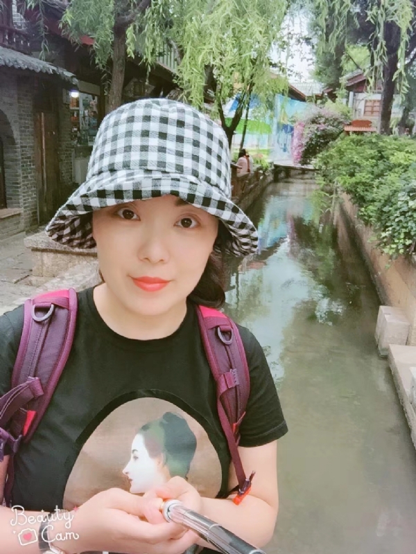 乐妞的第三张照片--宁德相亲网