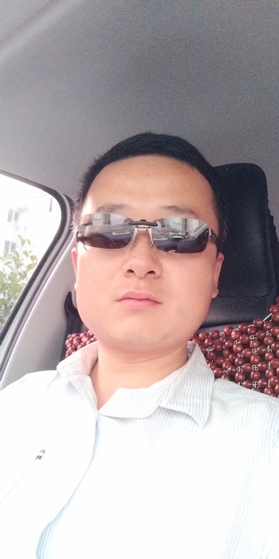 痛苦的单身狗的第二张照片--宁德相亲网