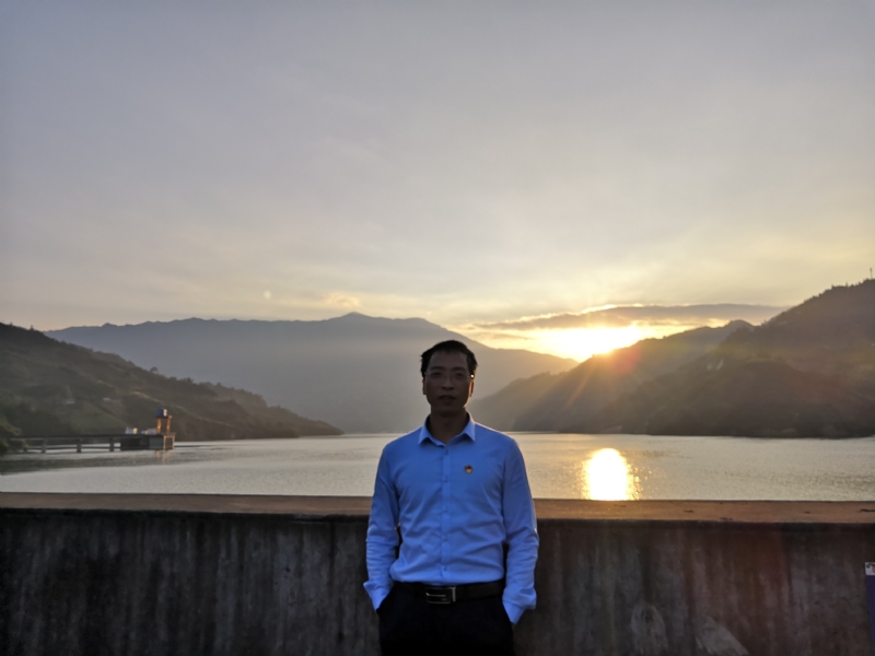 庸人自扰的第一张照片--宁德相亲网