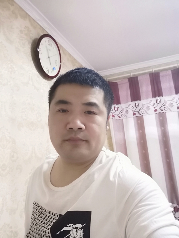 爱你的眼睛的第一张照片--宁德相亲网