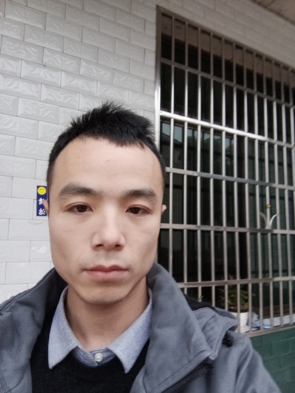笑得那么开心的第二张照片--宁德相亲网
