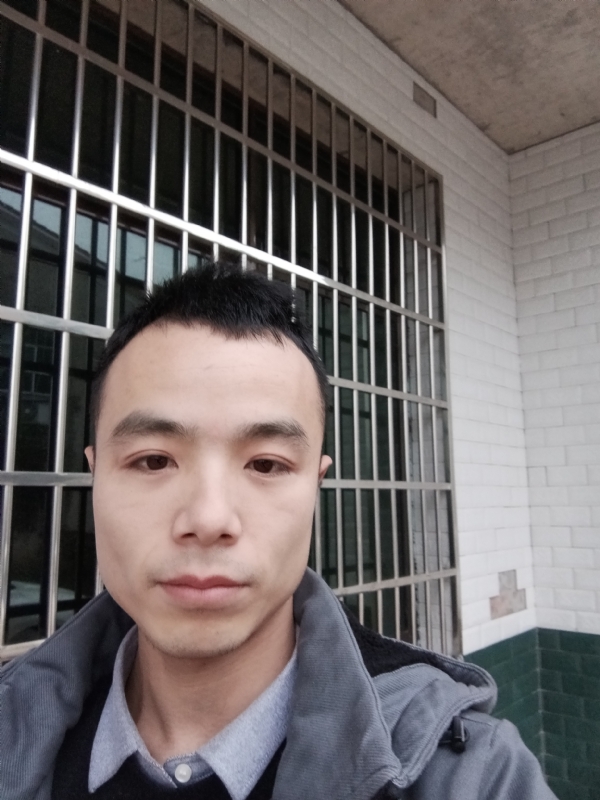 笑得那么开心的第三张照片--宁德相亲网