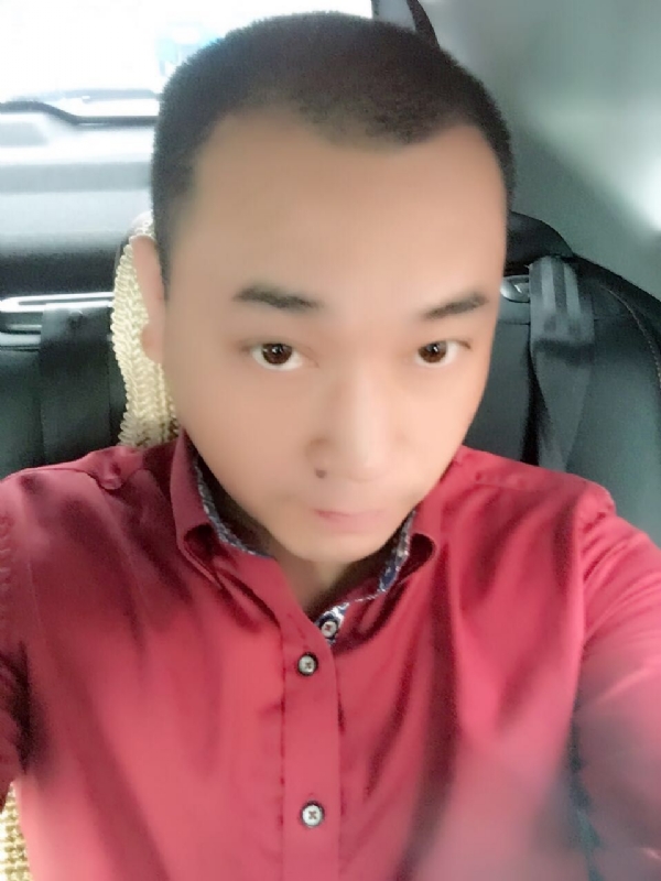 在一个路口等的第一张照片--宁德相亲网