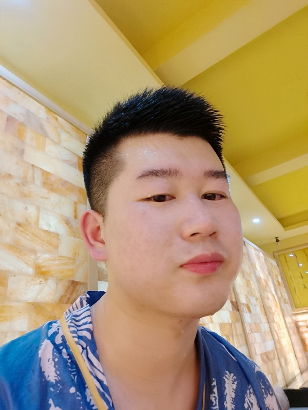 六月与阿十二的第一张照片--宁德相亲网