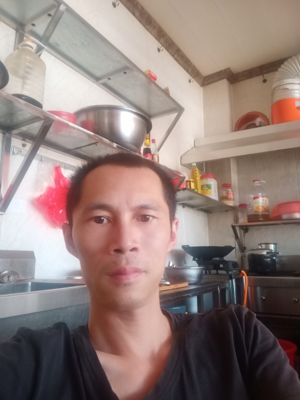 生活还在继续的第一张照片--宁德相亲网