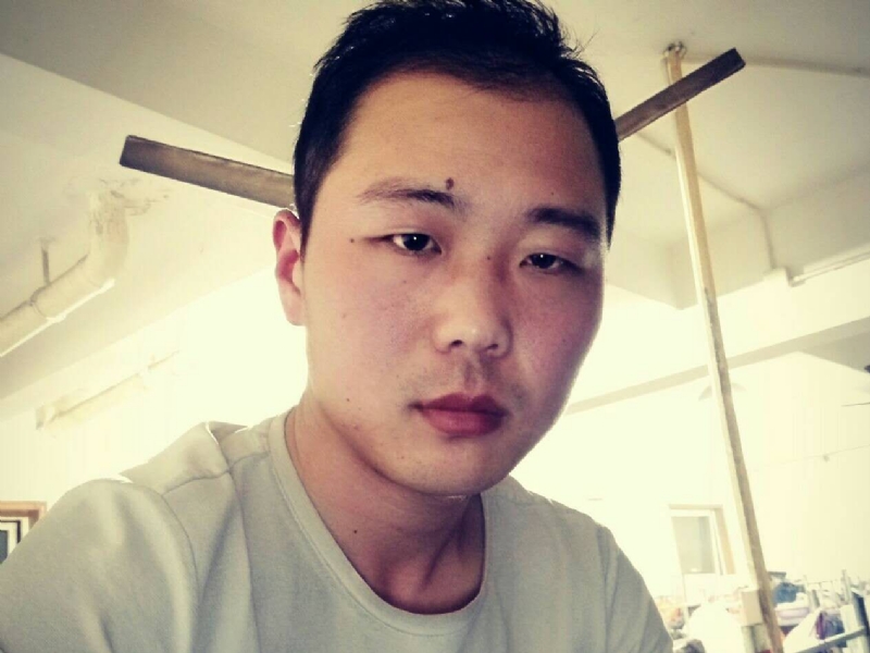 听听那冷雨的第一张照片--宁德相亲网
