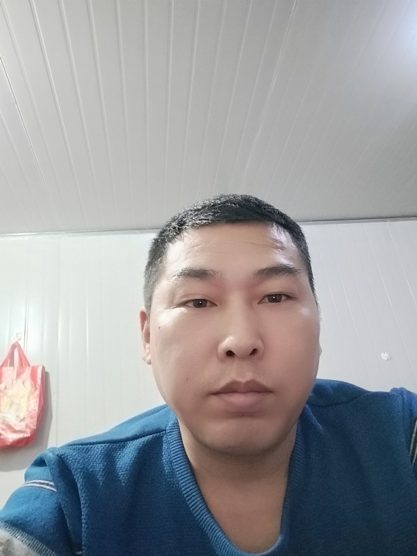 开着拖拉机去兜风的第一张照片--宁德相亲网