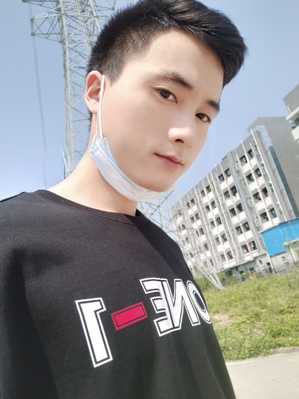 何凡的第一张照片--宁德相亲网