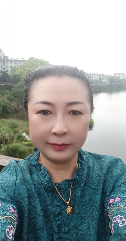 雨中情的第一张照片--宁德相亲网