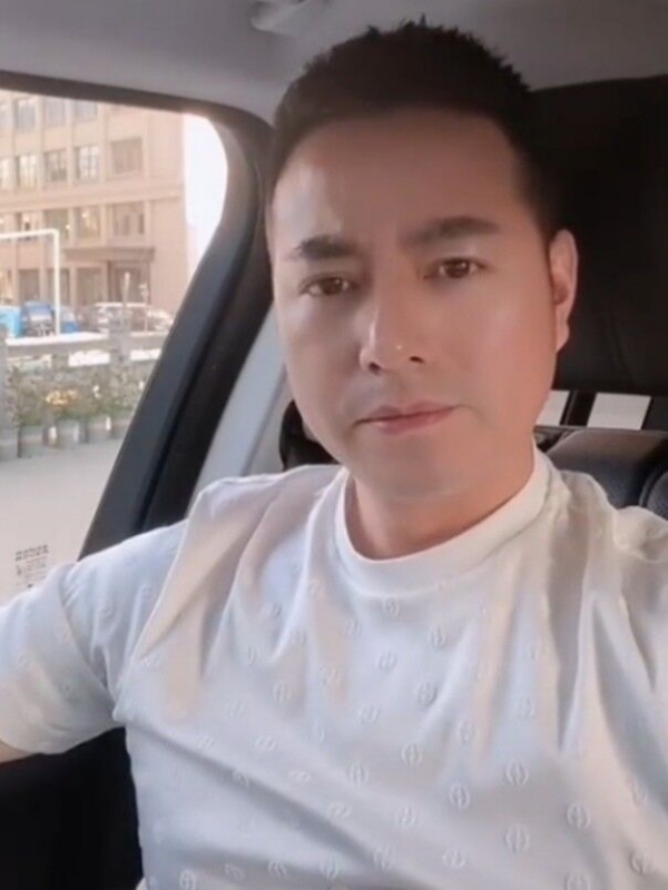 勿忘初心的第一张照片--宁德相亲网