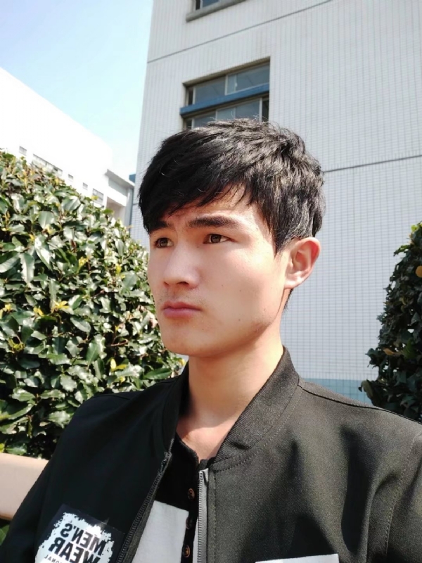 阳光男孩的第四张照片--宁德相亲网