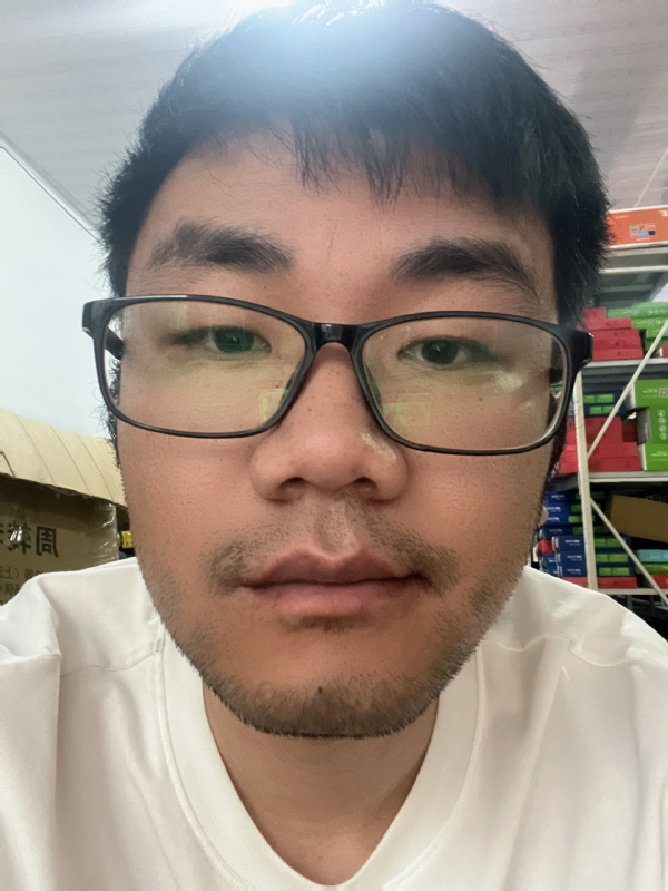 搬砖中的第二张照片--宁德相亲网