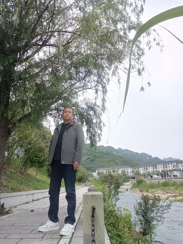 飞雪飘零的第一张照片--宁德相亲网