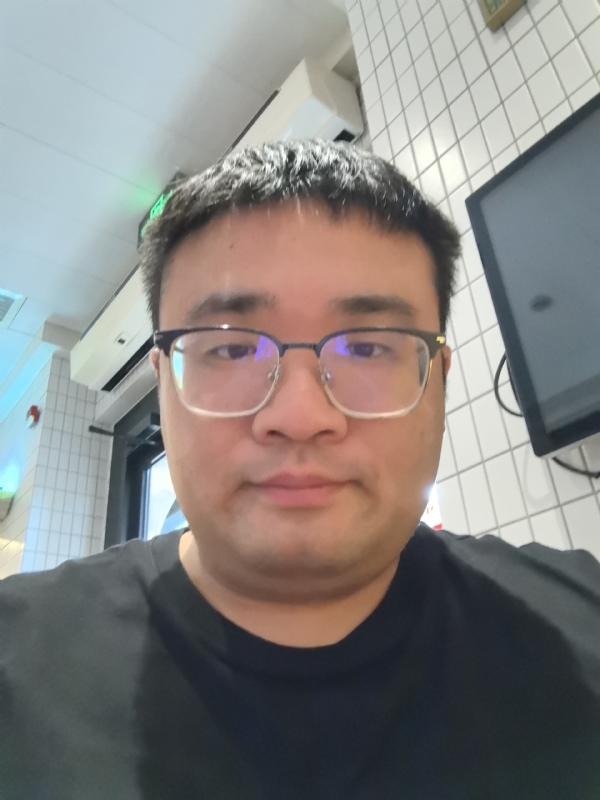 君临天下的第三张照片--宁德相亲网