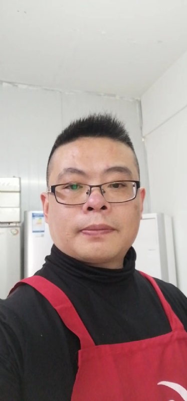 努力奋斗的第一张照片--宁德相亲网