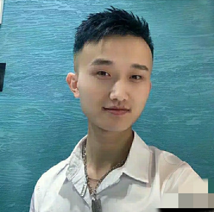 小哥哥的第一张照片--宁德相亲网