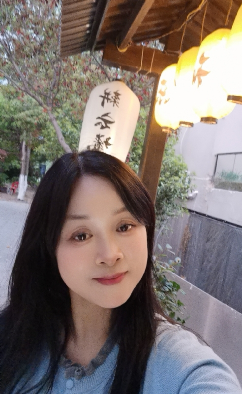 伊伊的第一张照片--宁德相亲网