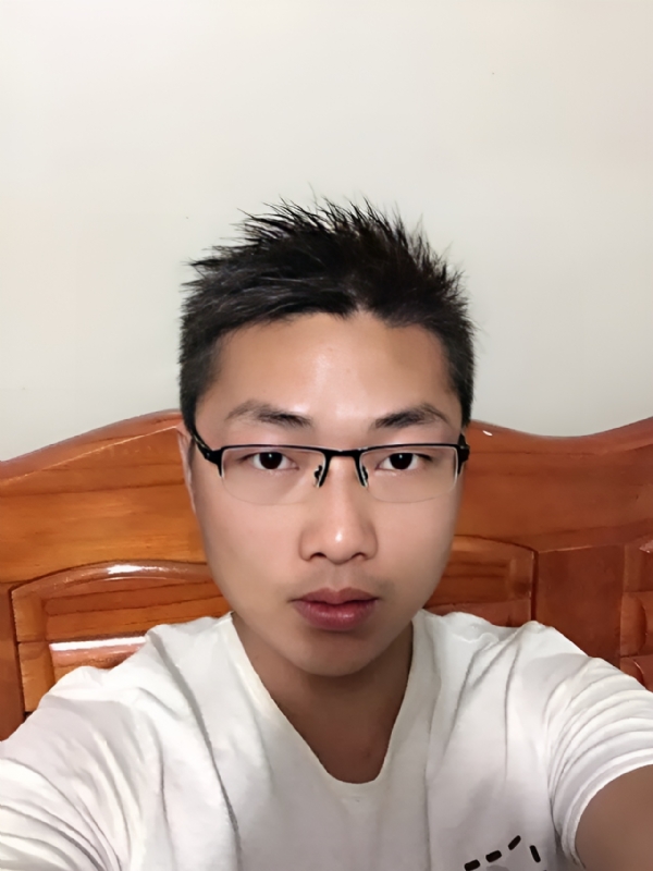 炽热的岩浆的第一张照片--宁德相亲网
