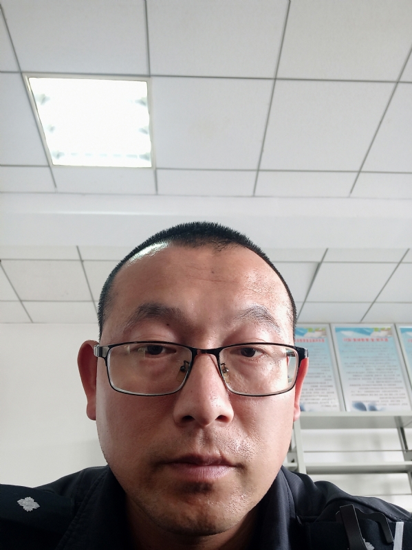 布鲁斯贺的第三张照片--宁德相亲网