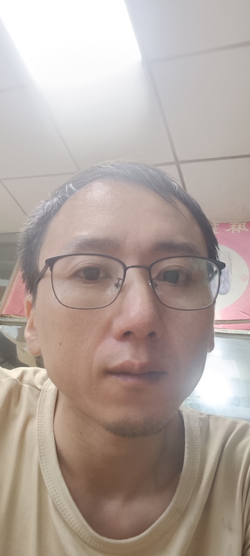 想胖的瘦子的第一张照片--宁德相亲网