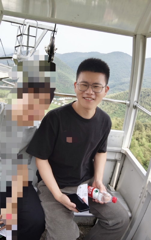 奔奔笨笨的第三张照片--宁德相亲网