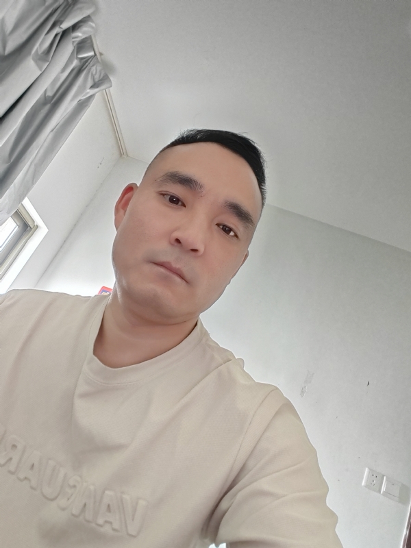 小锋的第一张照片--宁德相亲网